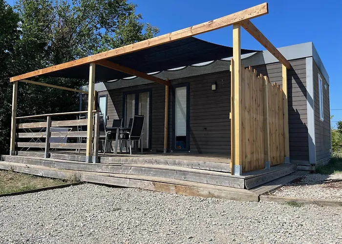 Le Lodge Premium